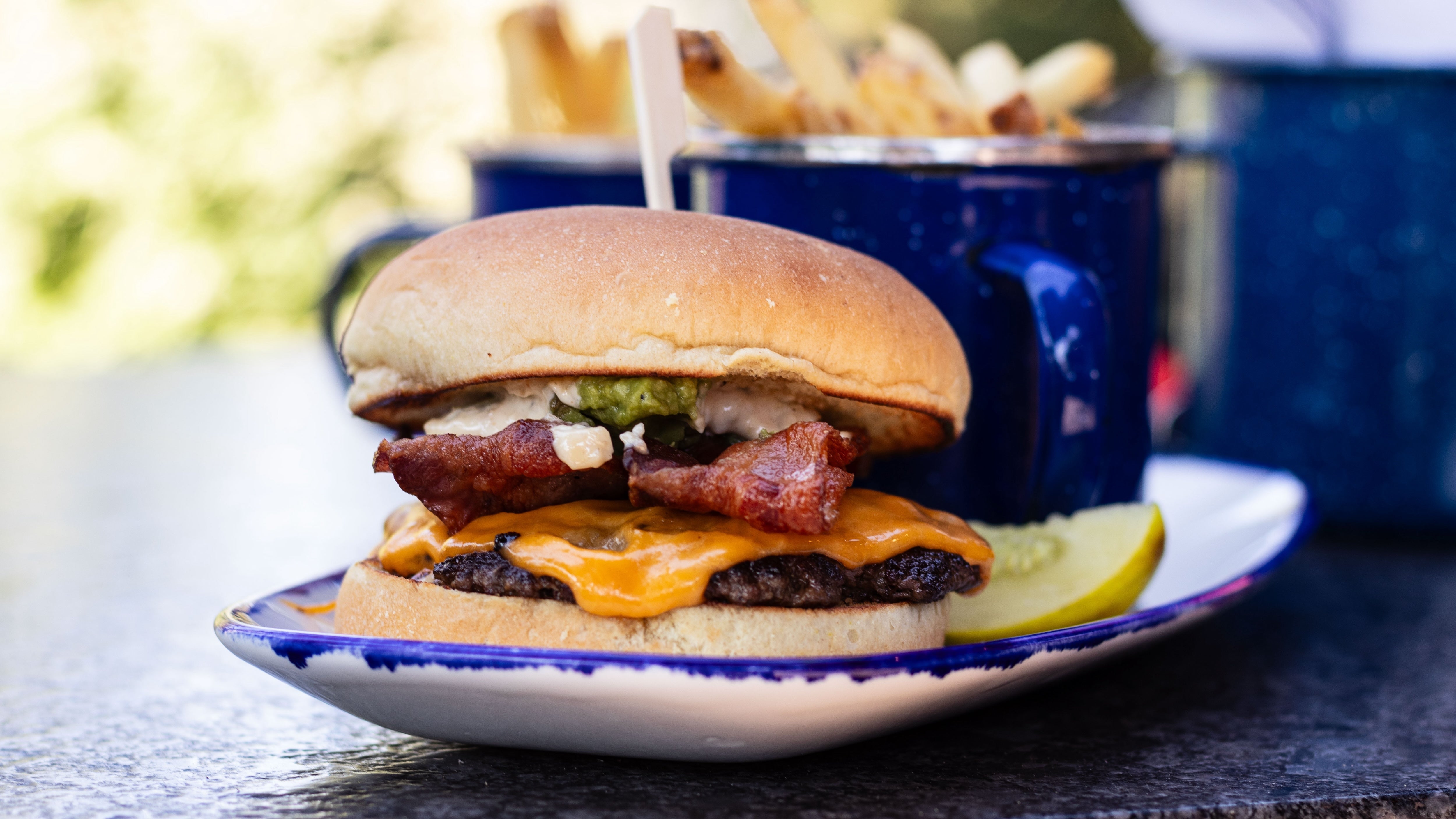 Loot the Deschutes Burger